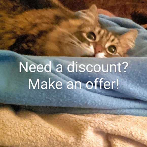 Need to clear out the clutter. - Picture 1 of 1